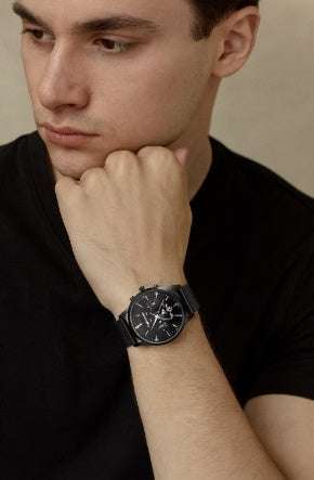 Image of Elegant Ultra-thin Calendar Quartz Watch - Trendy Loop